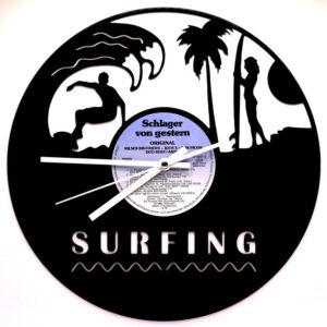 Schallplattenuhr-Surfing | Einzigartiges Design in 1a Qualität